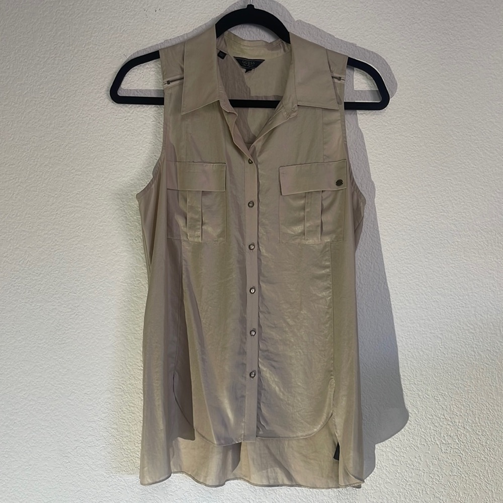 Guess Sleeveless Button Front Shirt 
Style # W23H93W2SX0